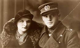 Kapitonas Jonas Noreika-Generolas Vėtra su būsima žmona Antanina Karpavičiūte. Apie 1936 m., Palanga