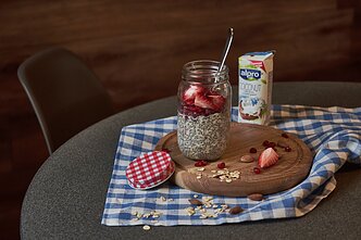 Desertas su šalavijų sėklomis