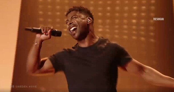 „Eurovizija 2019“. Švedija. John Lundvik – „Too Late For Love“