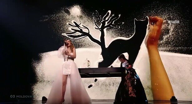 „Eurovizija 2019“. Moldova. Anna Odobescu – „Stay“ 