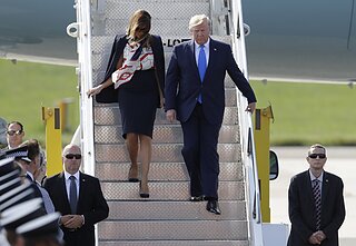 Donaldas ir Melania Trump atvyko į Londoną Donaldas ir Melania Trump atvyko į Londoną