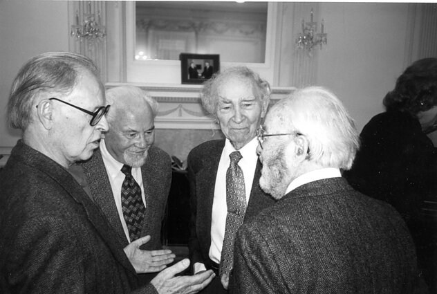 Alfonsas Nyka-Niliūnas, Kazys Bradūnas, Bernardas Brazdžionis, Jurgis Jankus Vašingtone 1999 metais