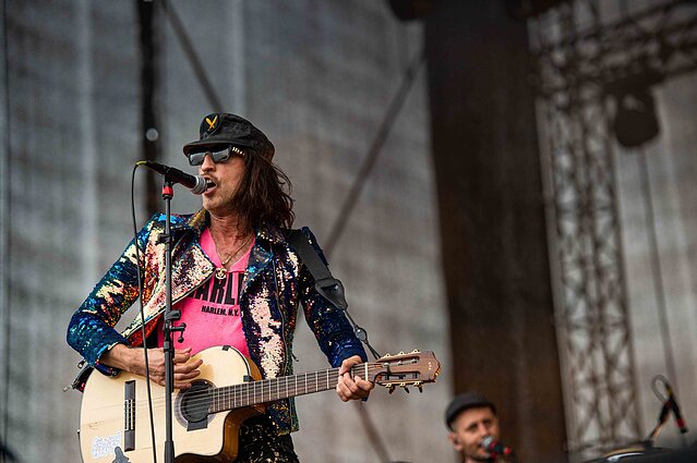 „Gogol Bordello“ „Gogol Bordello“