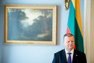 Saulius Skvernelis teikia ministrų sąrašą Gitanui Nausėdai