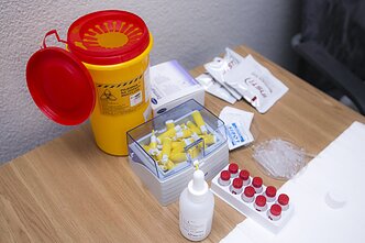 Minint pasaulinę AIDS dieną Minint pasaulinę AIDS dieną