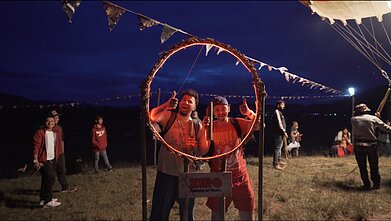 „Antikvariniai Kašpirovskio dantys“ naująjį klipą filmavo Indijoje