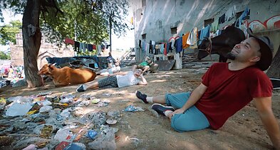„Antikvariniai Kašpirovskio dantys“ naująjį klipą filmavo Indijoje