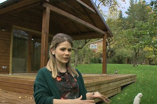 Sodo namelis užmiestyje virto poros svajonių namais