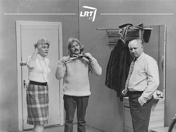 Režisierė Galina Dauguvietytė, V. Aleknavičius, P. Likša. 1973 m.