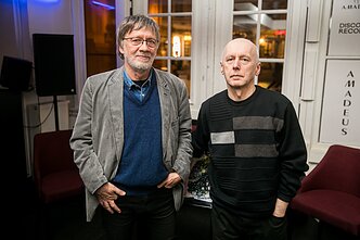„Kardiofono“ lyderis Rimantas Giedraitis (dešinėje) ir poetas Antanas A. Jonynas