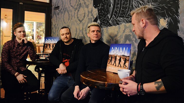 „Biplan” pristatė vinilo plokštelę