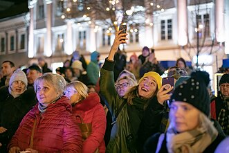 Vilniaus Rotušės Kalėdų eglė ir šventinis traukinukas