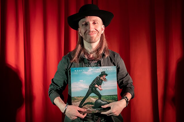 Roberto Semeniuko albumo pristatymo akimirka