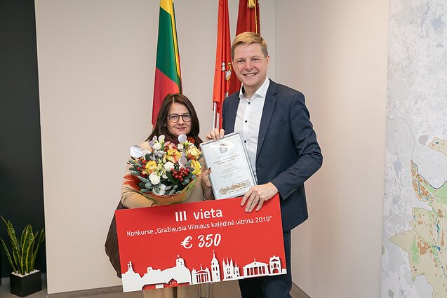 Gražiausios Vilniaus kalėdinės vitrinos rinkimų laimėtojai