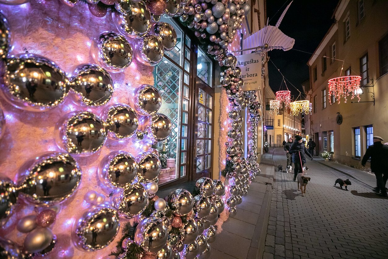 Gražiausios Vilniaus kalėdinės vitrinos