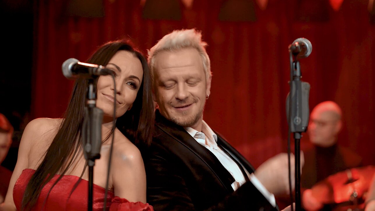 Kadras iš vaizdo klipo