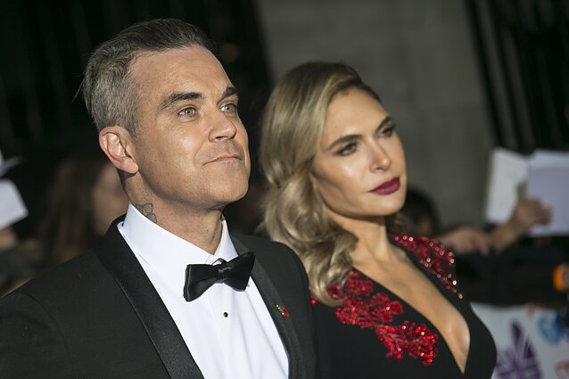 Robbie Williams su žmona Ayda Field Robbie Williams su žmona Ayda Field