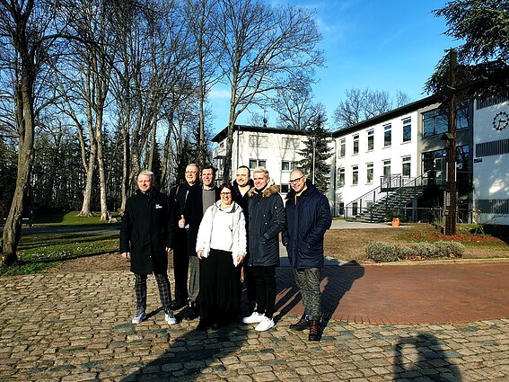 „Biplan“ Vasario 16-osios gimnazijoje Vokietijoje