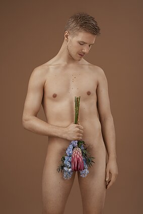 Fotoprojektas „Vyrai yra gėlės“