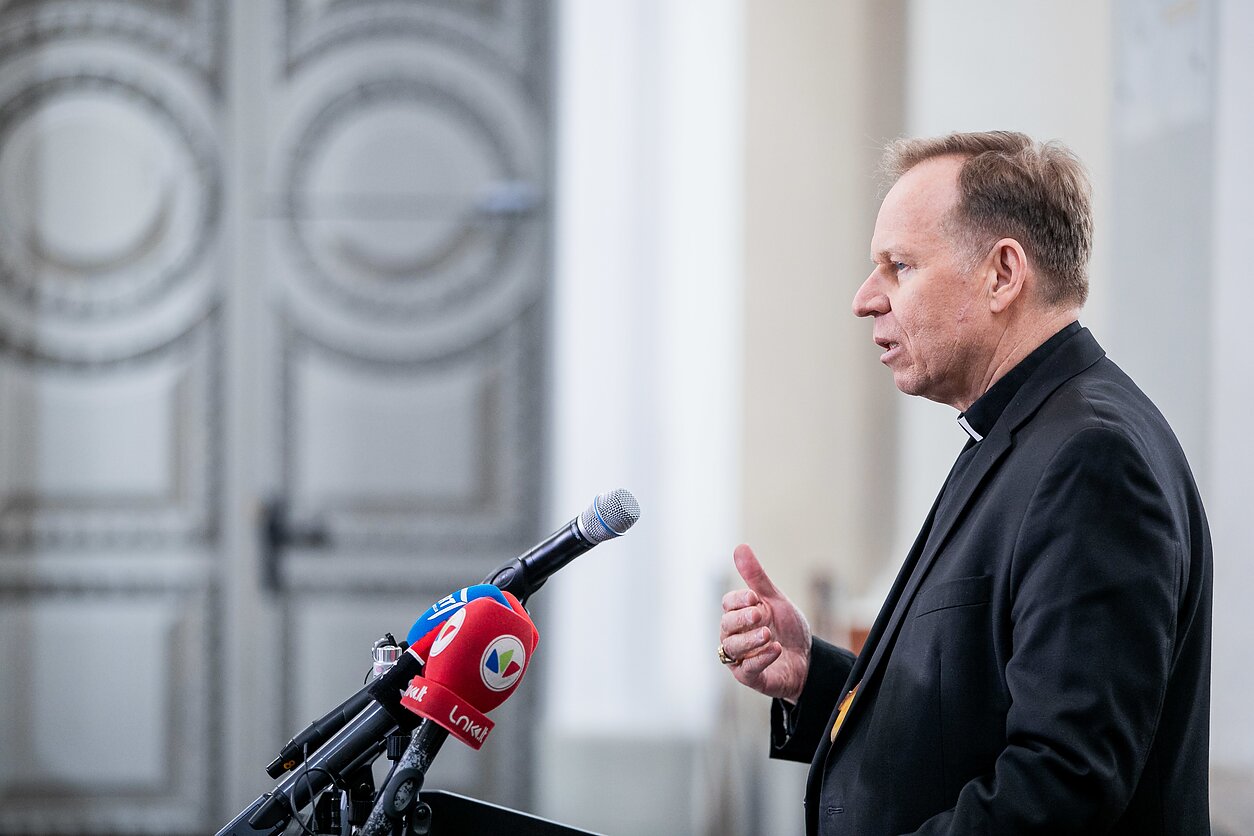 Arkivyskupas Gintaras Grušas Arkivyskupas Gintaras Grušas