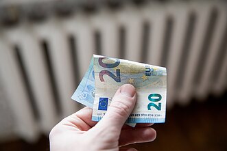 Komunalinės paslaugos; šildymas; energija