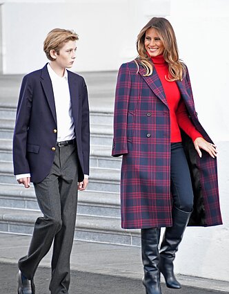 Melania Trump su sūnumi Barronu
