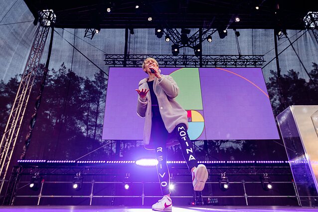 „Drive in live“ sceną pirmoji išbandė Giedrė Kilčiauskienė su grupe