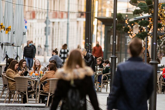 Veiklą Vilniuje atnaujino lauko kavinės 