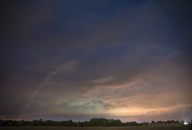 Mėnulio vaivorykštė