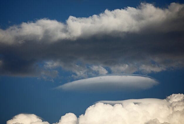 Lęšiškasis debesis