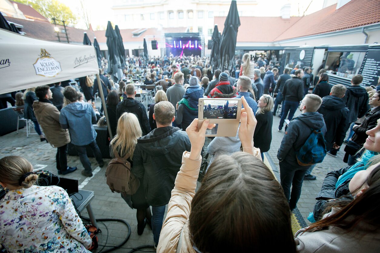 „Adform kiemelis“