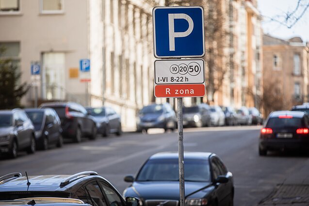 Automobilių statymo vietos, asociatyvi nuotr.