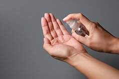 Higiena / dezinfekcija / dezinfekantas / koronavirusas / rankos