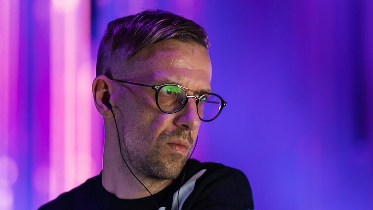 Ten Walls ir LVSO koncerto akimirka