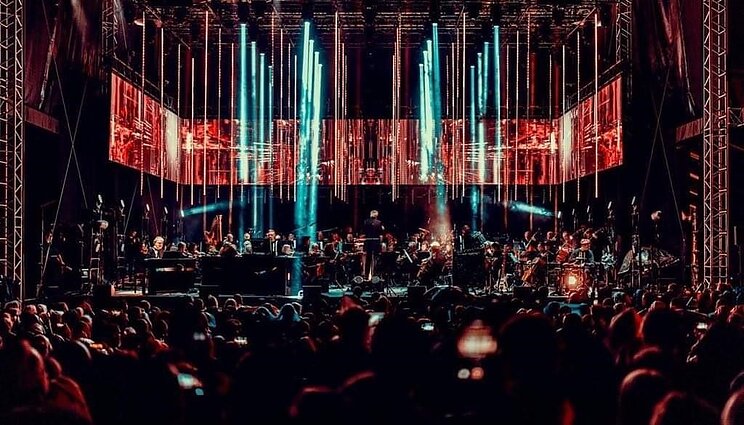 Ten Walls ir LVSO koncerto akimirka