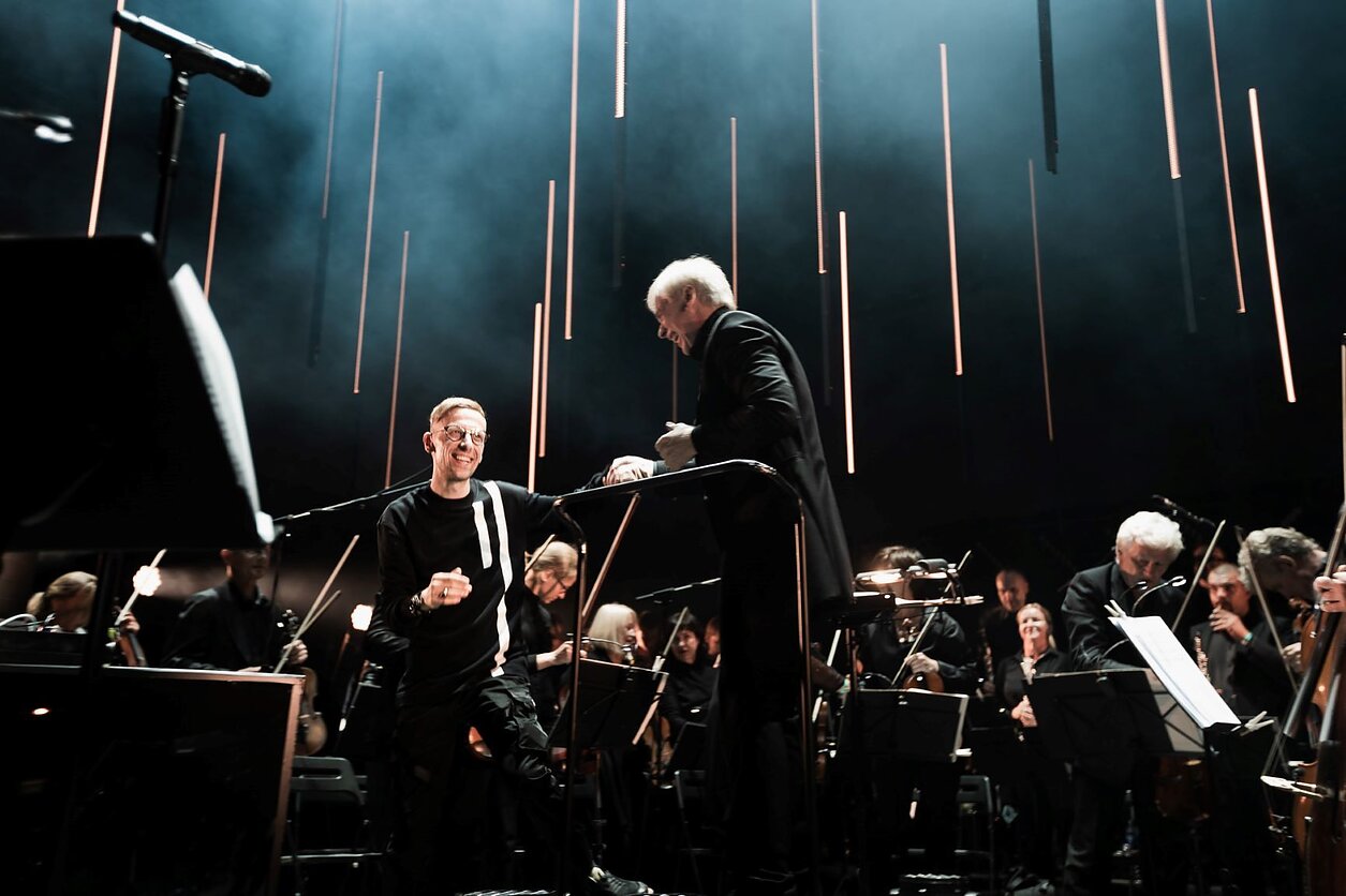 Gintaras Rinkevičius, Ten Walls