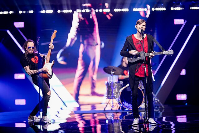 Eurovizija 2021. Voldemars Petersons – „Never Fall For You Again“