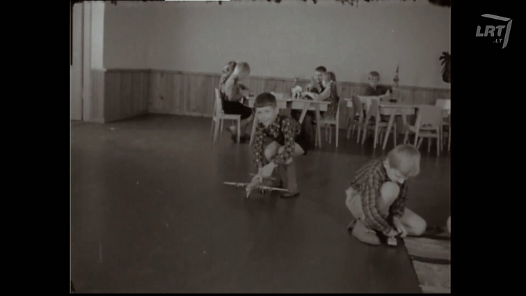 „(Pra)Rasta karta“. Vaikystė