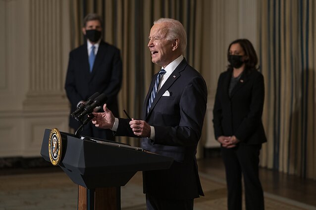 Joe Bidenas ir Johnas Kerry`is