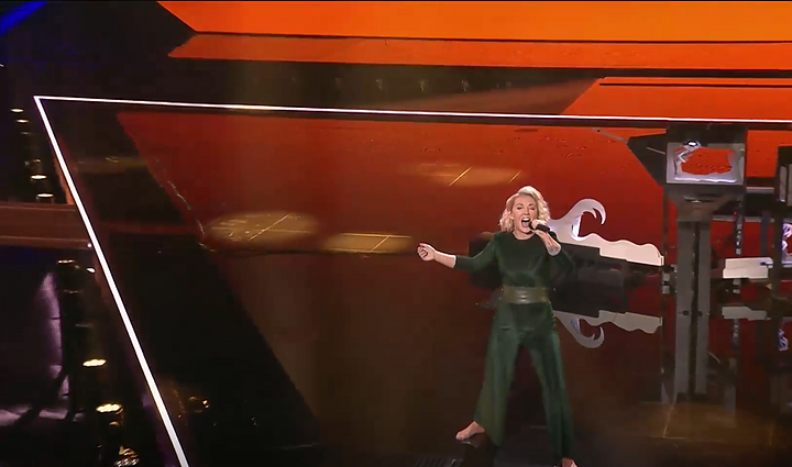 Eurovizija 2021. Pirmasis pusfinalis. Airija. Lesley Roy – „MAPS“