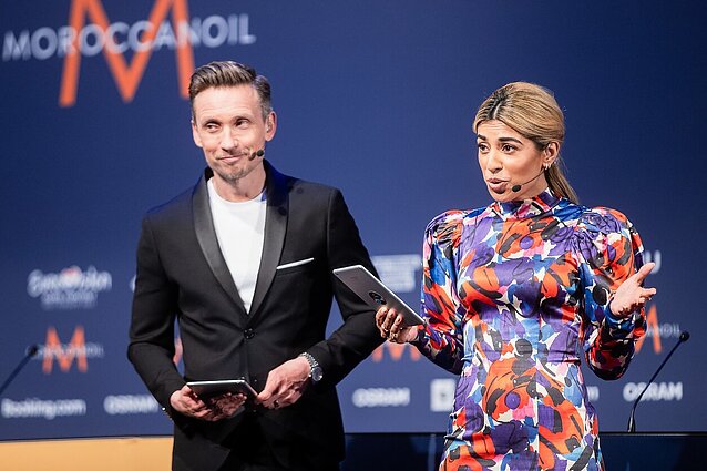 Po pirmojo „Eurovizijos“ pusfinalio vykusioje spaudos konferencijoje paaiškėjo, kuriose finalo dalyse pasirodys 10 patekusiųjų
