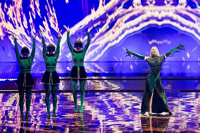 Eurovizija 2021. Antrasis pusfinalis. Latvija. Samantha Tina – „The Moon Is Rising“
