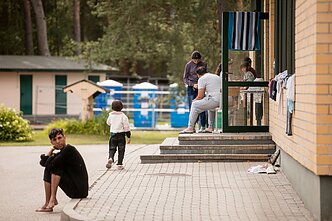 Neteisėtai sieną kirtę migrantai Druskininkų užkardoje Neteisėtai sieną kirtę migrantai Druskininkų užkardoje