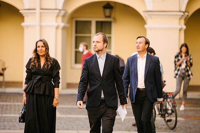 Kristinos Sabaliauskaitės pokalbis su Rimvydu Petrausku ir Tomu Vaiseta Kristinos Sabaliauskaitės pokalbis su Rimvydu Petrausku ir Tomu Vaiseta
