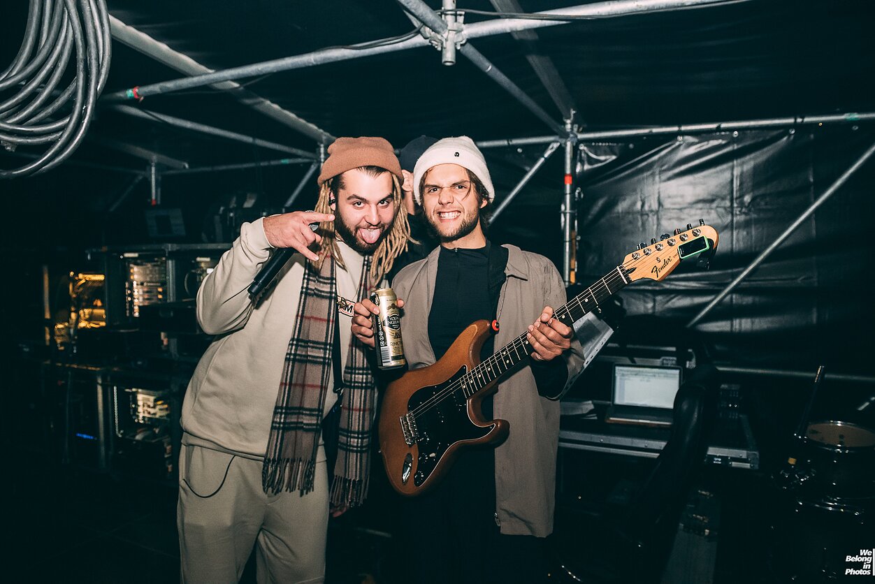 „Flying Saucer Gang“