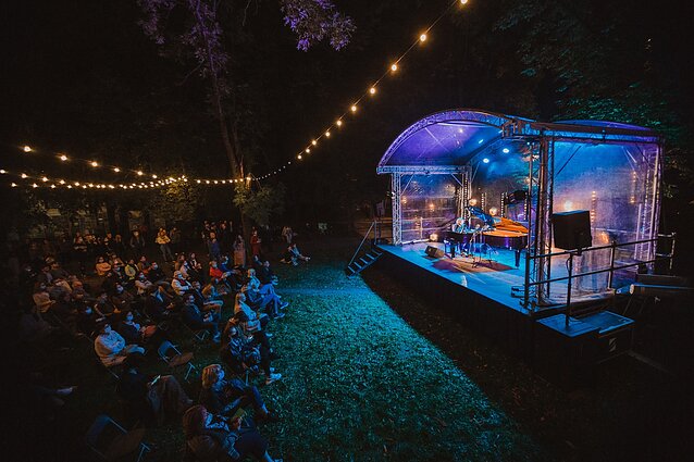 „Juodais-Baltais 2020“