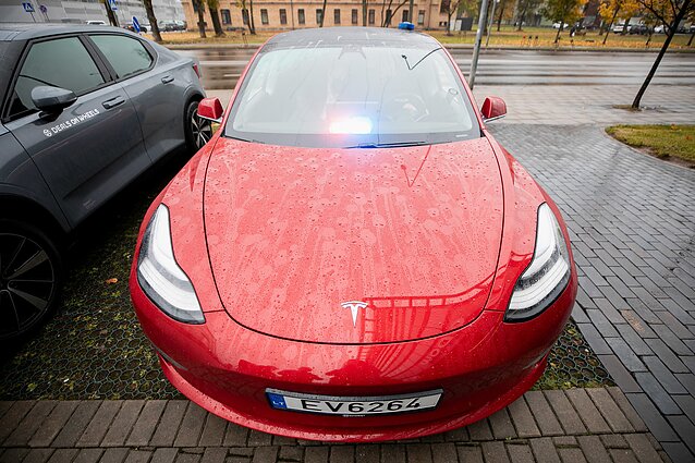 „Tesla Model 3“