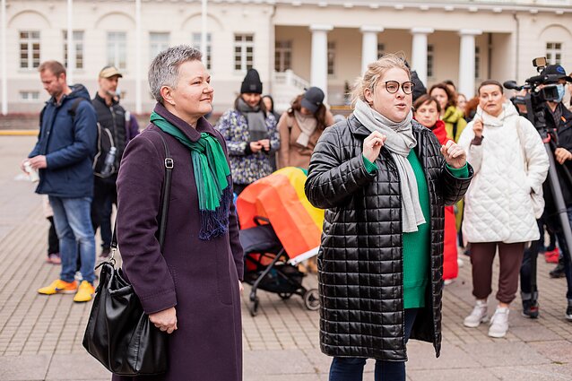LGBT teises palaikančiųjų akcija prie prezidentūros