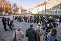 Komentarai po Rasos Račienės susitikimo su Gitanu Nausėda