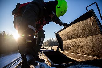 Stasylų geležinkelio pasienio kontroles punkte tikrinami „Belaruskalij“ vagonai